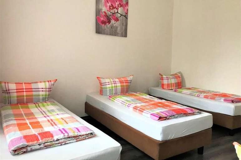 Hostel "Berkut" Нюрнберг Екстериор снимка